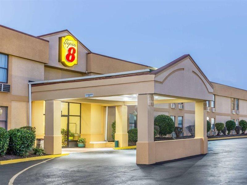 Super 8 By Wyndham Knoxville Downtown Area Extérieur photo