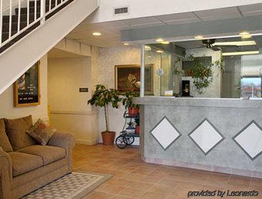 Super 8 By Wyndham Knoxville Downtown Area Intérieur photo
