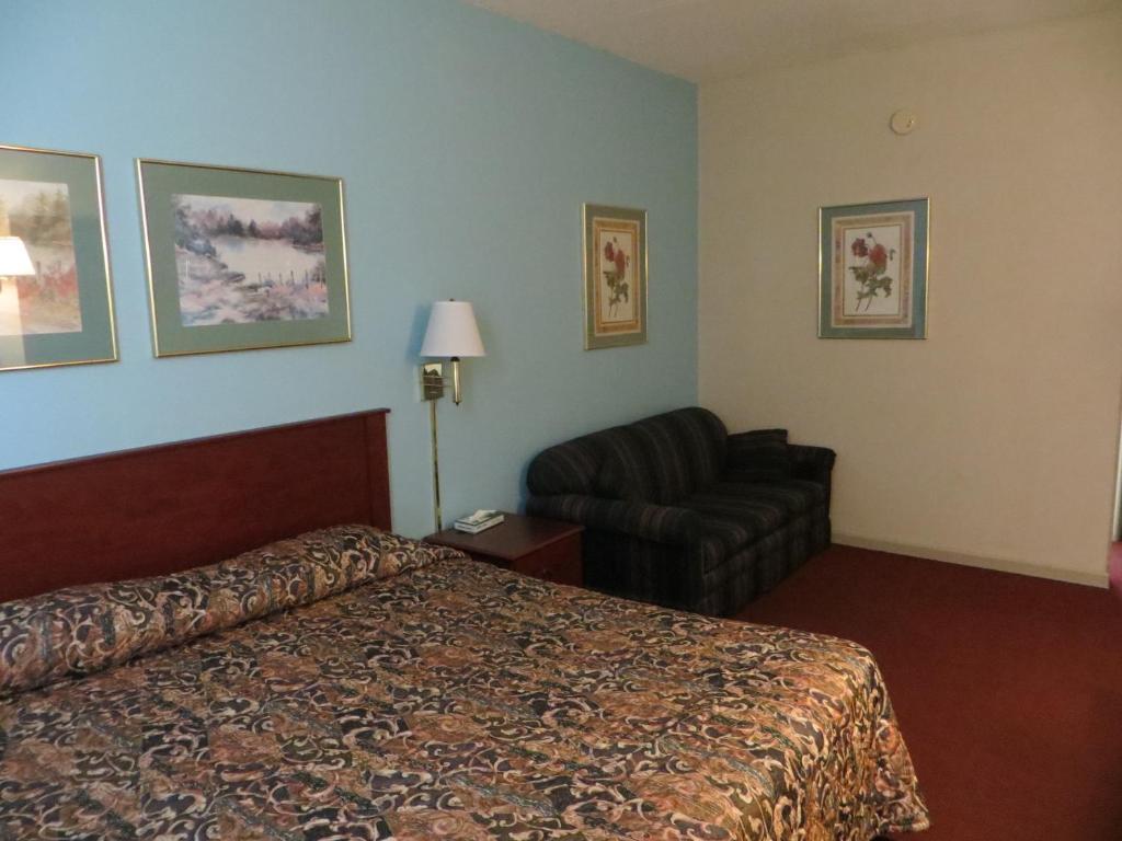 Super 8 By Wyndham Knoxville Downtown Area Extérieur photo
